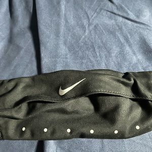 Nike Expandable Fanny Pack